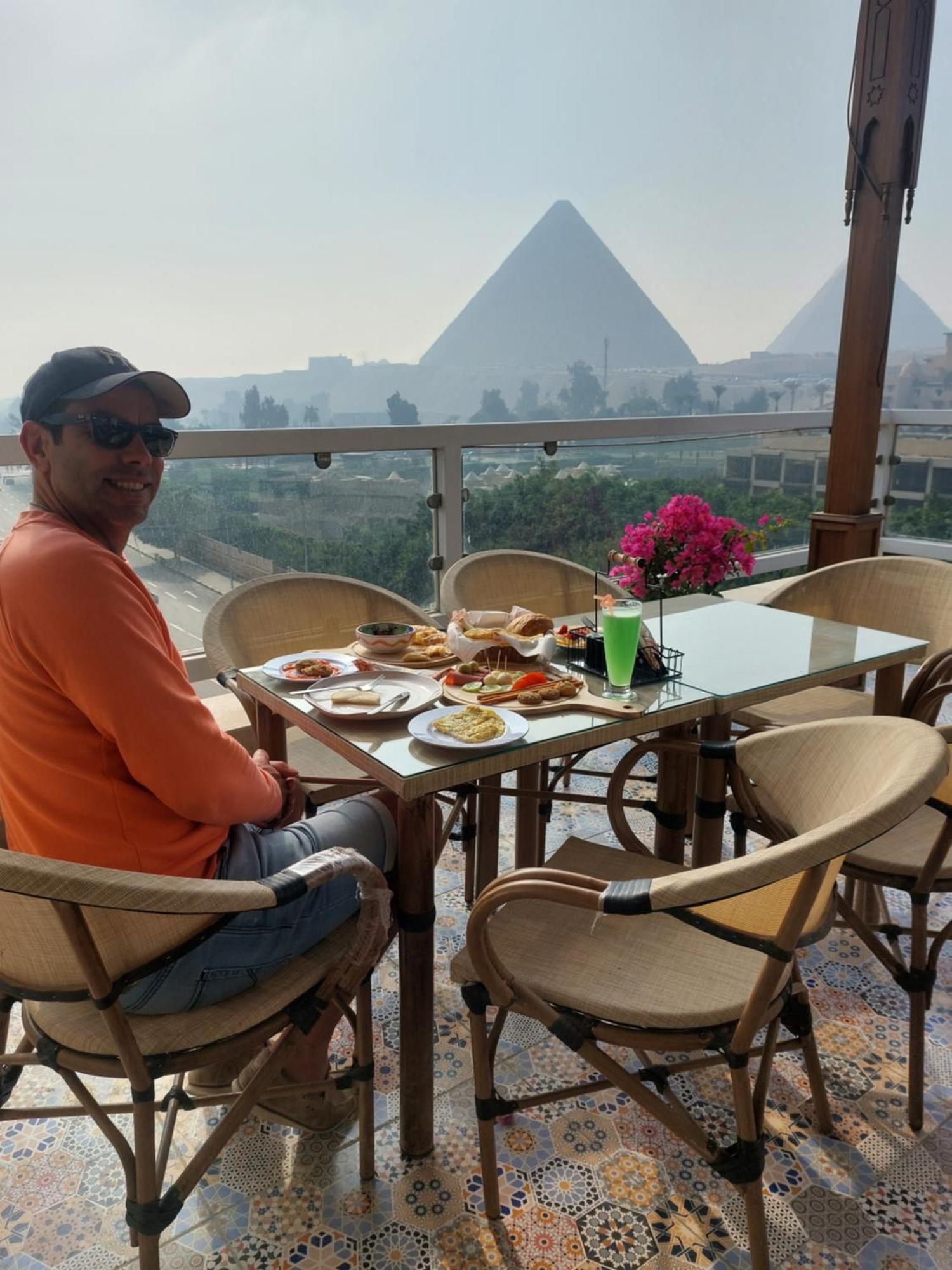 Doudou Pyramids View Hotel Kafret el-Gabal 외부 사진