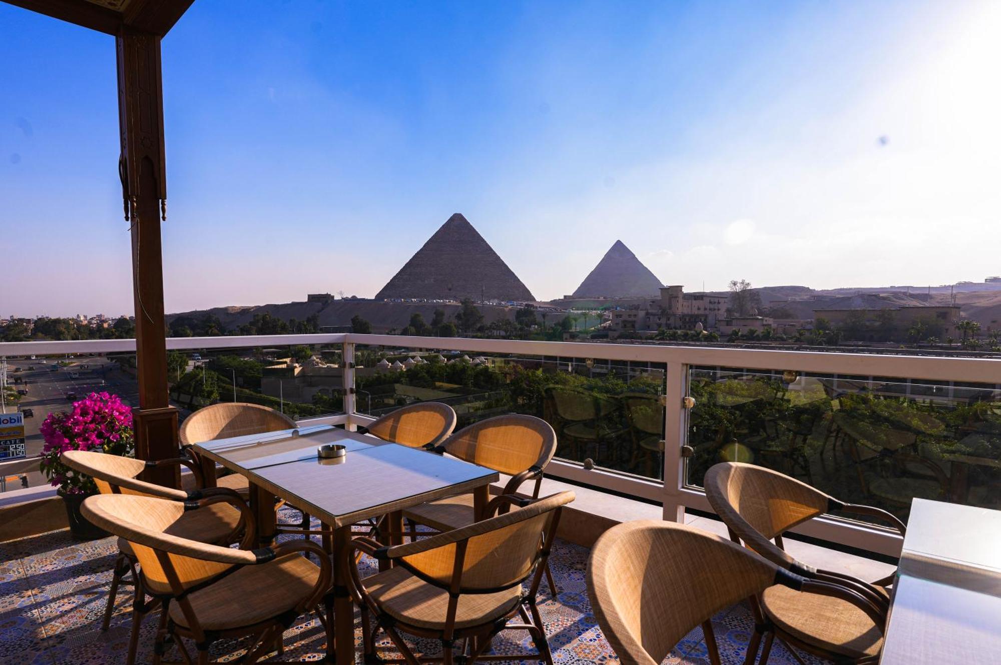 Doudou Pyramids View Hotel Kafret el-Gabal 외부 사진