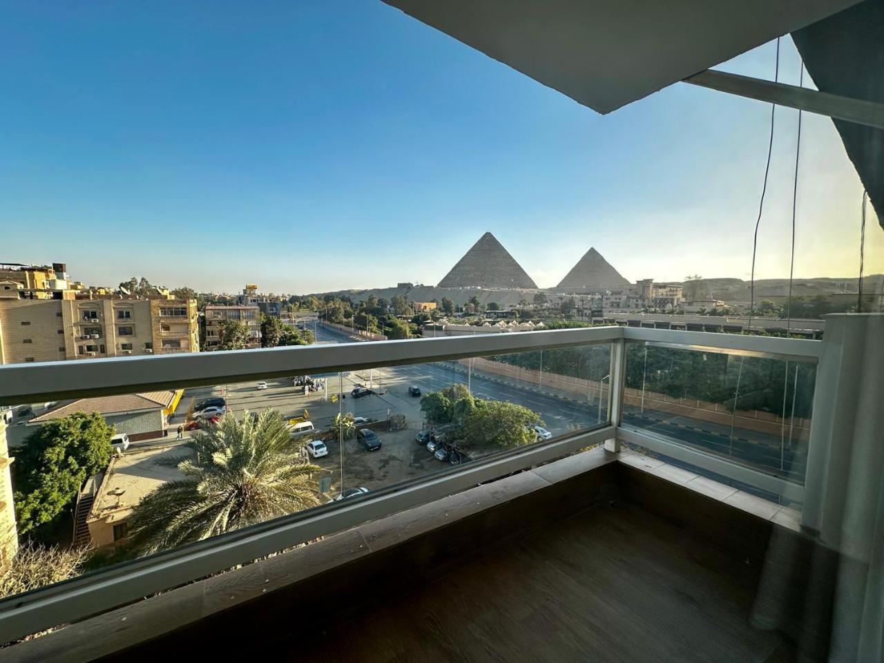 Doudou Pyramids View Hotel Kafret el-Gabal 외부 사진