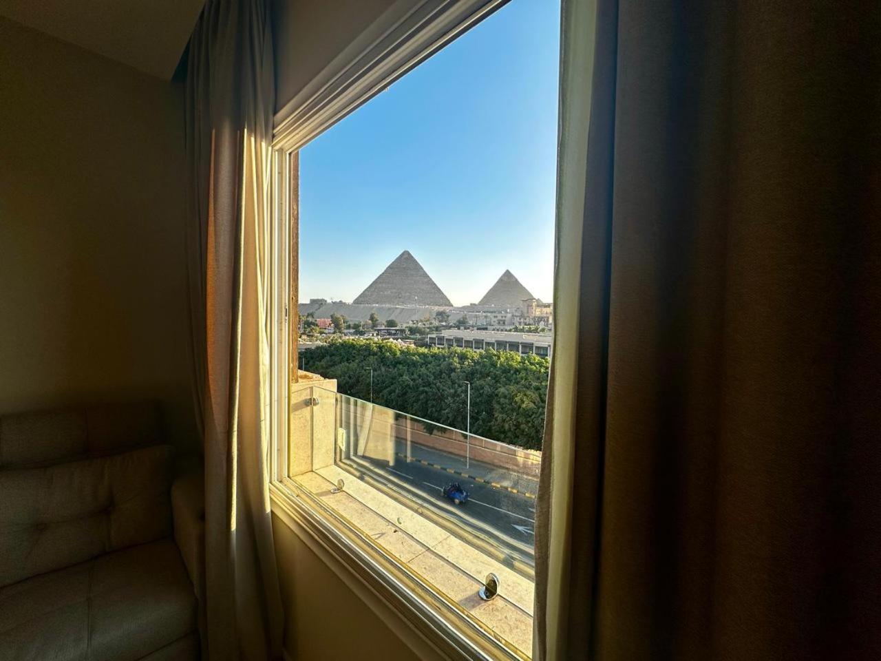 Doudou Pyramids View Hotel Kafret el-Gabal 외부 사진
