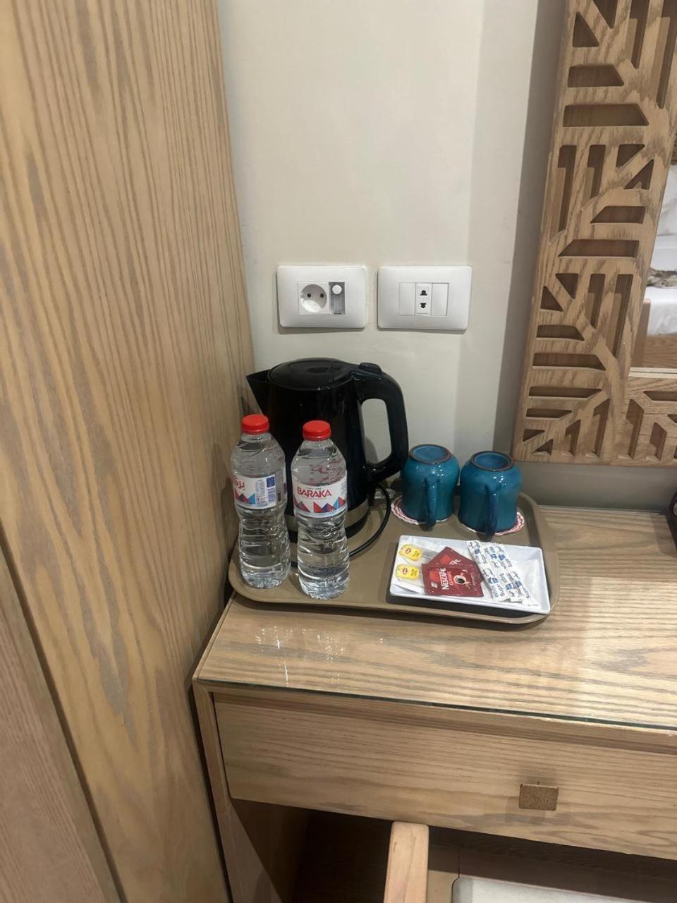 Doudou Pyramids View Hotel Kafret el-Gabal 외부 사진