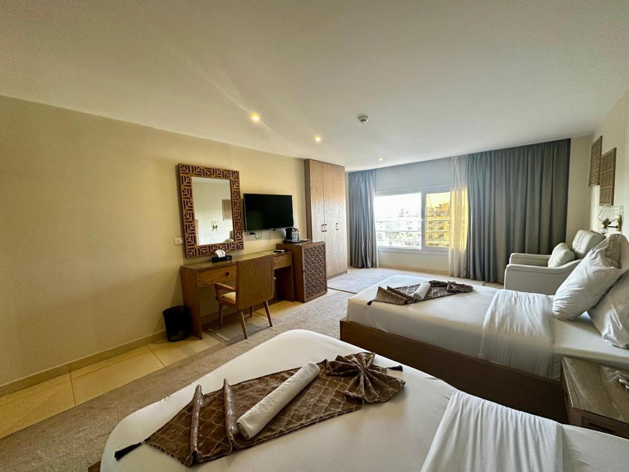 Doudou Pyramids View Hotel Kafret el-Gabal 외부 사진
